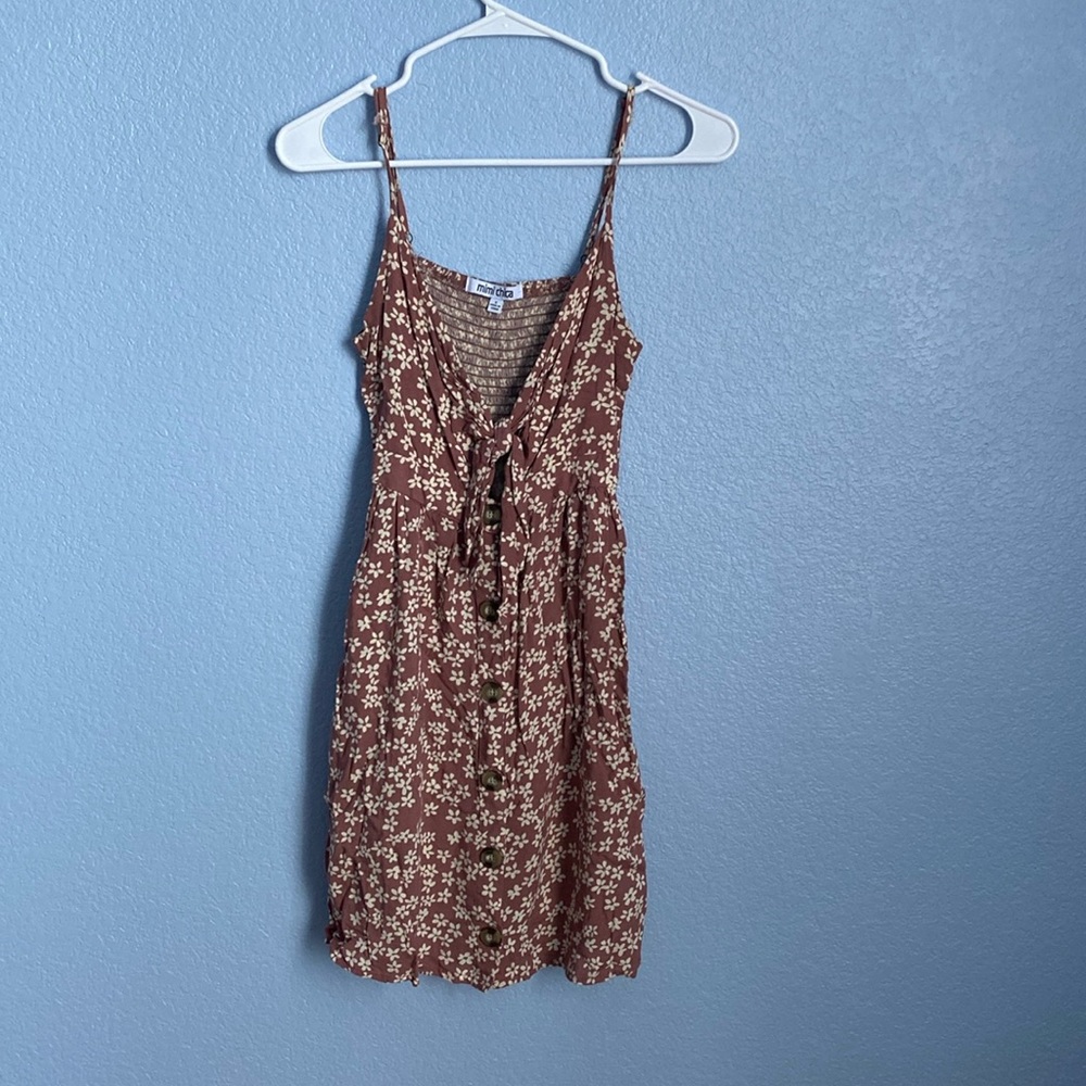Cute floral summer dress with pockets!